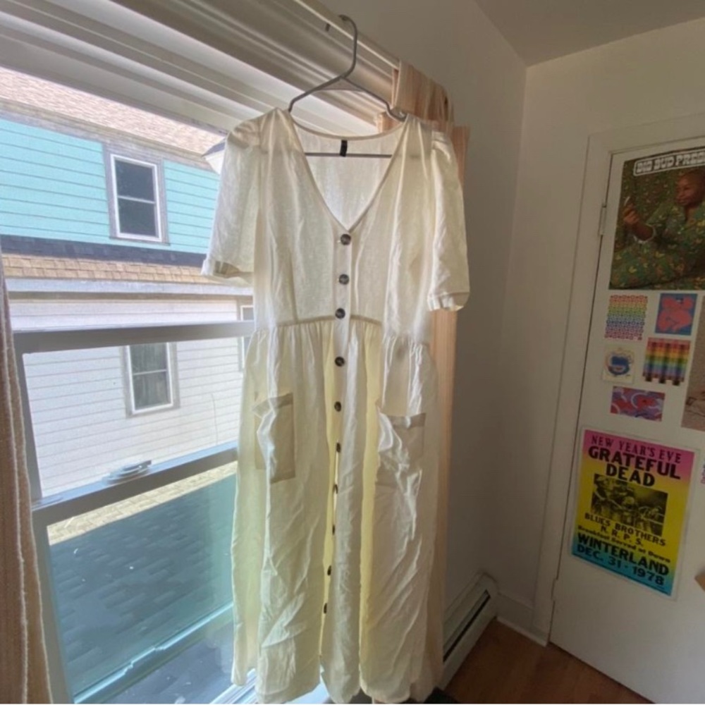 Zara Cream Colored Button Up Dress XL